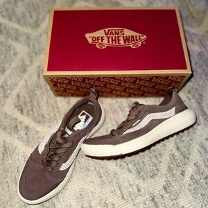 Vans Men's Taupe and White Sneakers